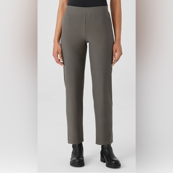 Eileen Fisher Gray Washable Stretch Crepe Straight Leg Ankle Pant size Medium - Picture 1 of 10